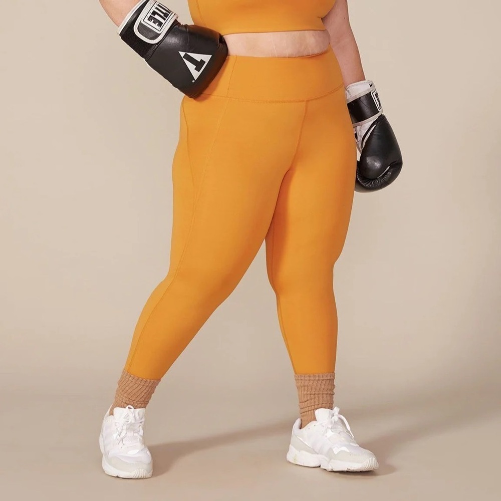 Girlfriend Collective | Compressive Legging Crop in Honey Size L